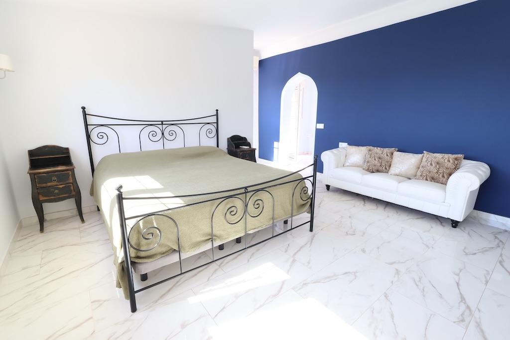 Kitchen in villa for sale in Orihuela Costa