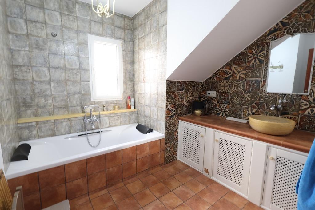 Garden in villa for sale in Orihuela Costa