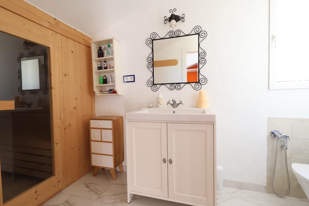 Dining area in villa for sale in Orihuela Costa
