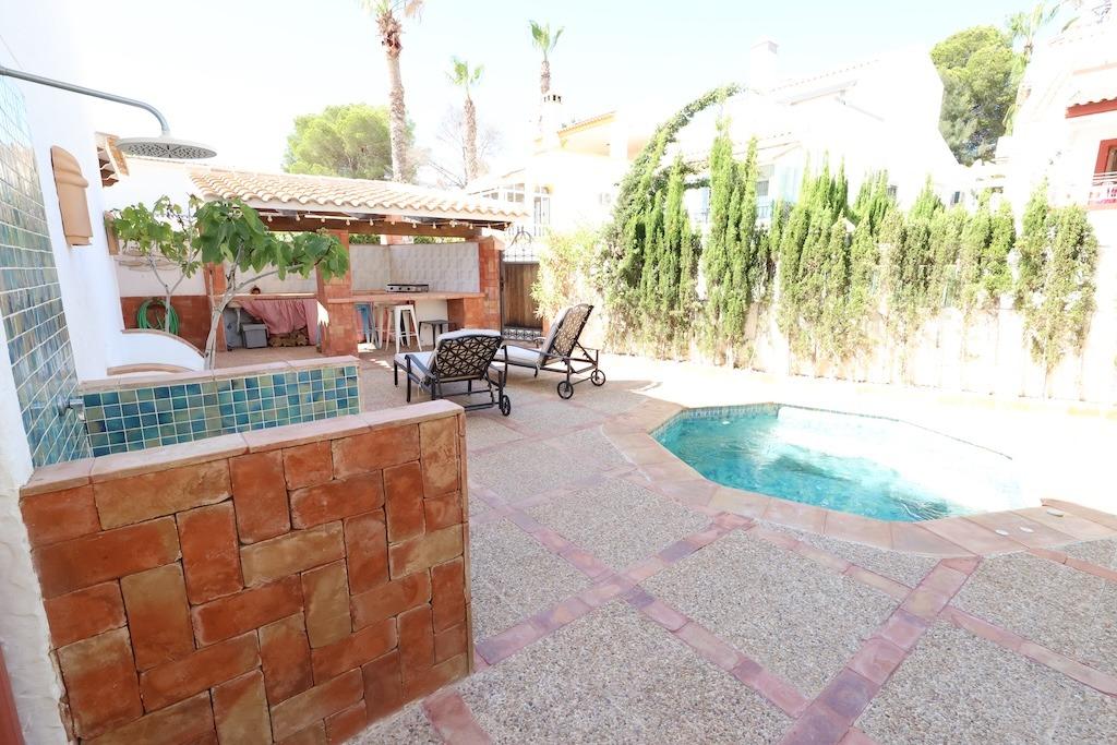 Bedroom in villa for sale in Orihuela Costa