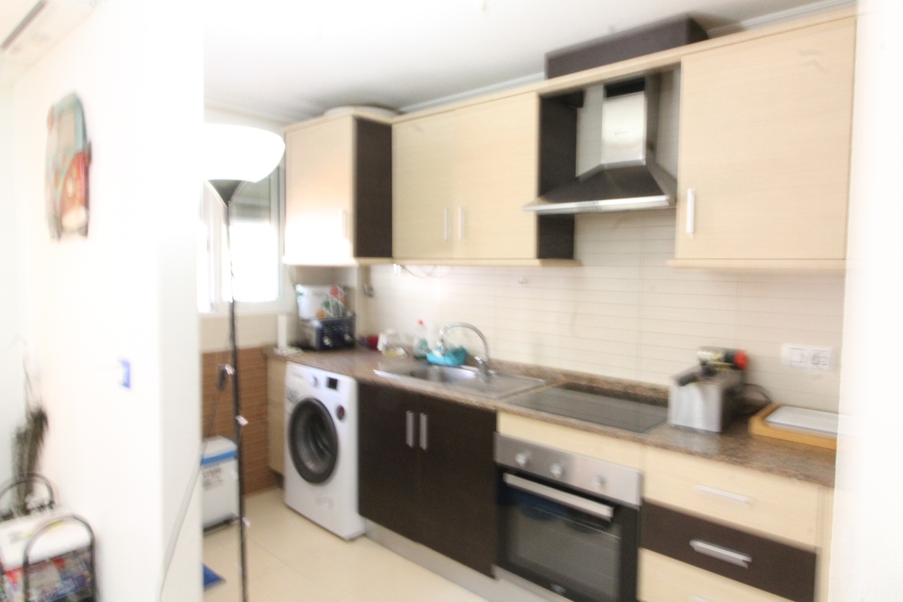 Discover this charming 76 m² apartment located in Daya Nueva (Alicante), a cozy village that combine