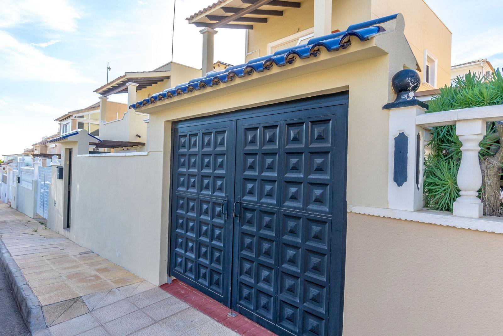 Terrace in terraced for sale in Orihuela Costa