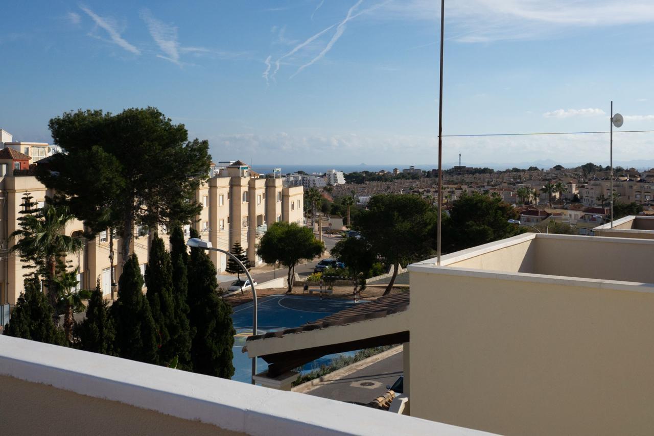 Dining area in terraced for sale in Orihuela Costa