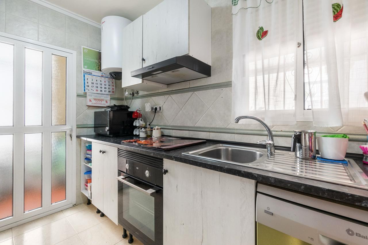 Dining area in terraced for sale in Orihuela Costa