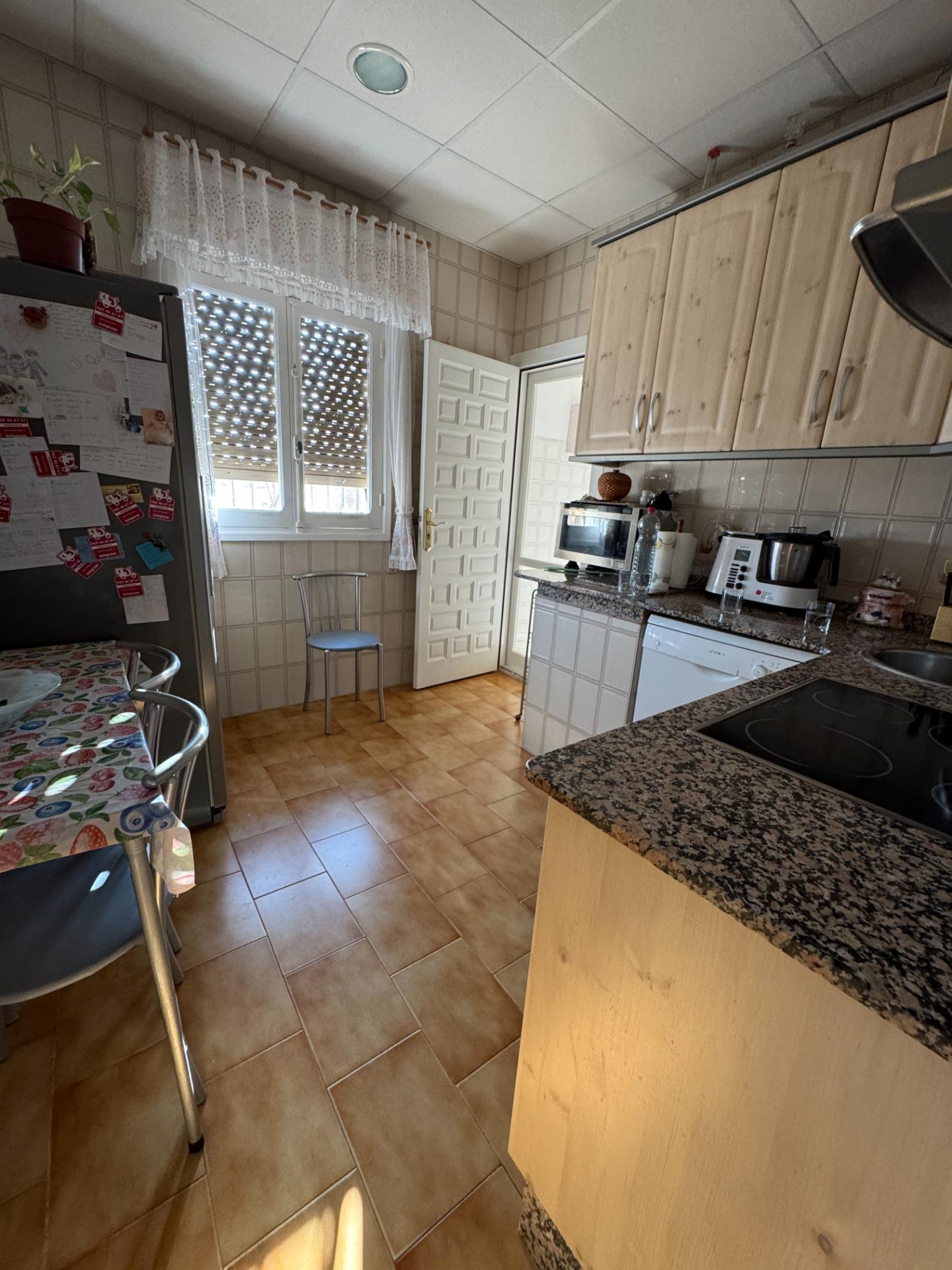 Bedroom in villa for sale in Albatera