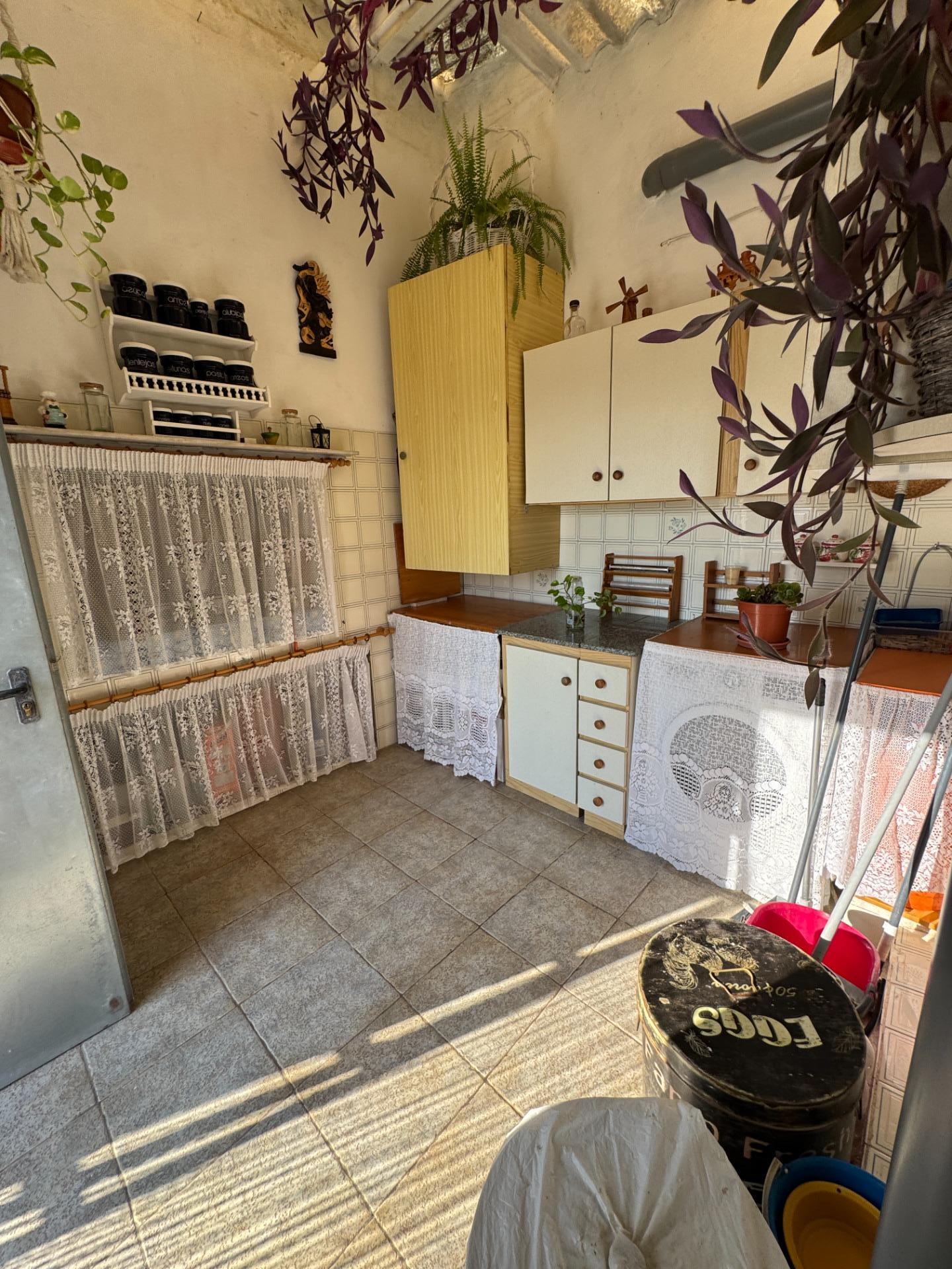 Kitchen in villa for sale in Albatera