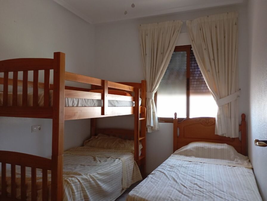 Garden in apartment for sale in Daya Vieja
