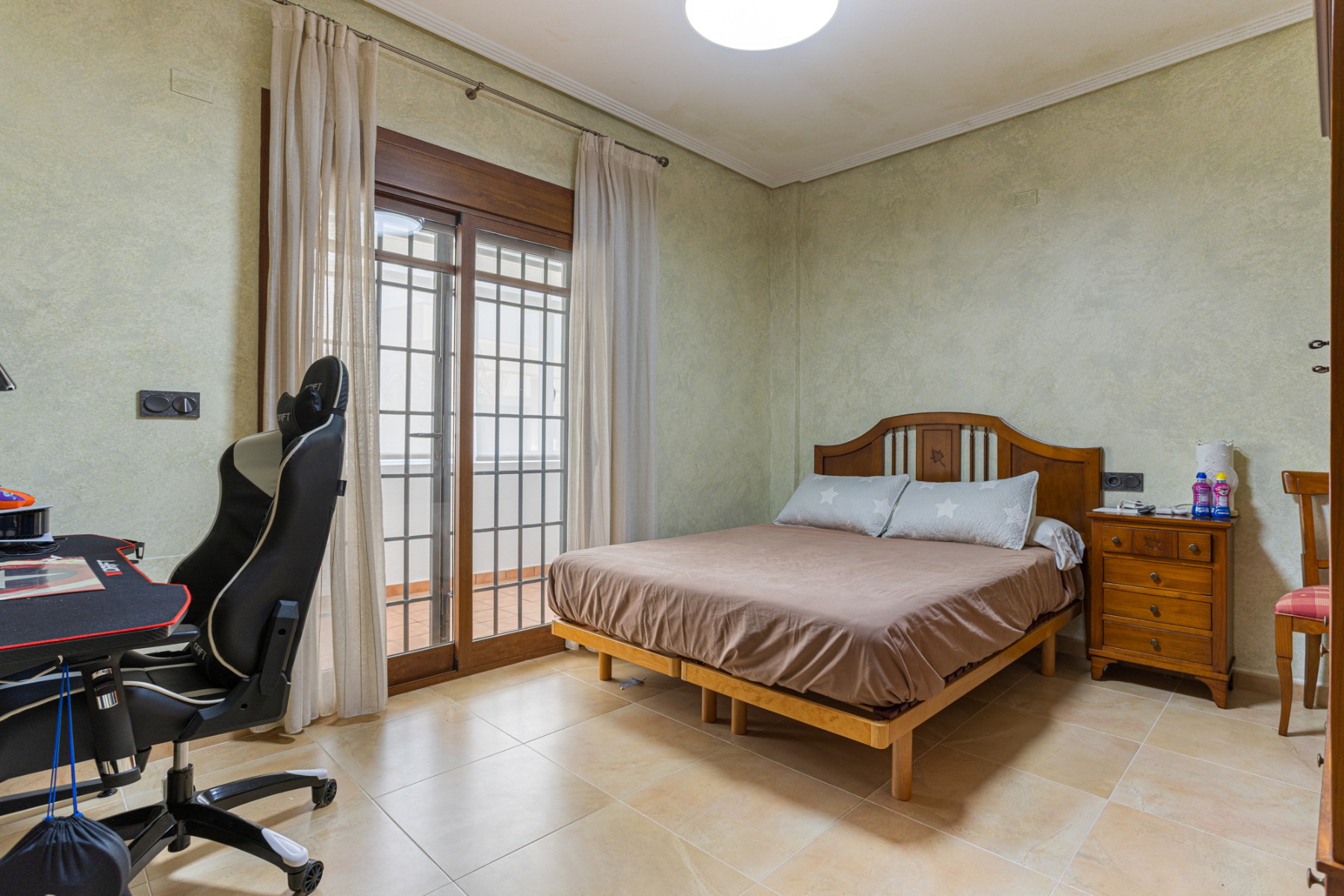 Garden in villa for sale in Los Montesinos
