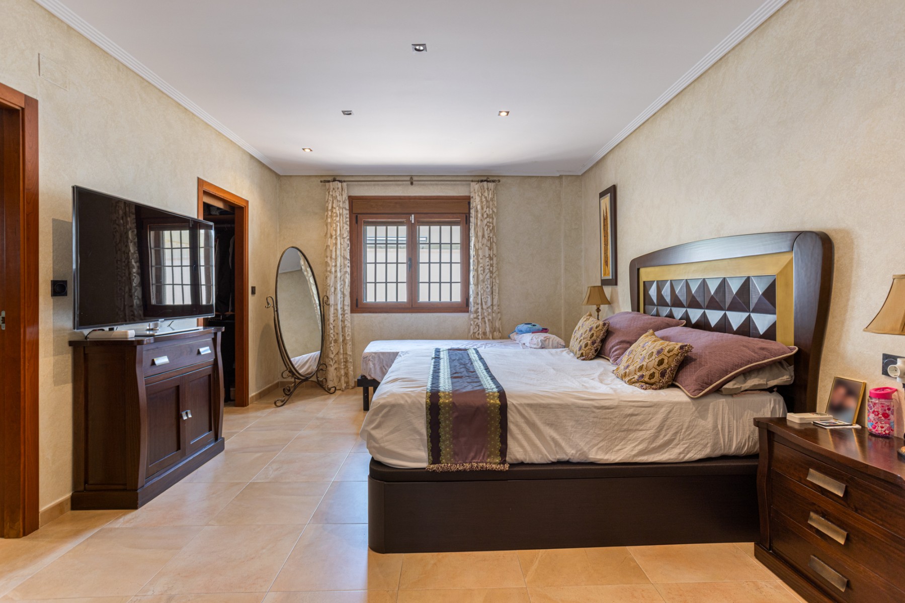 Dining area in villa for sale in Los Montesinos
