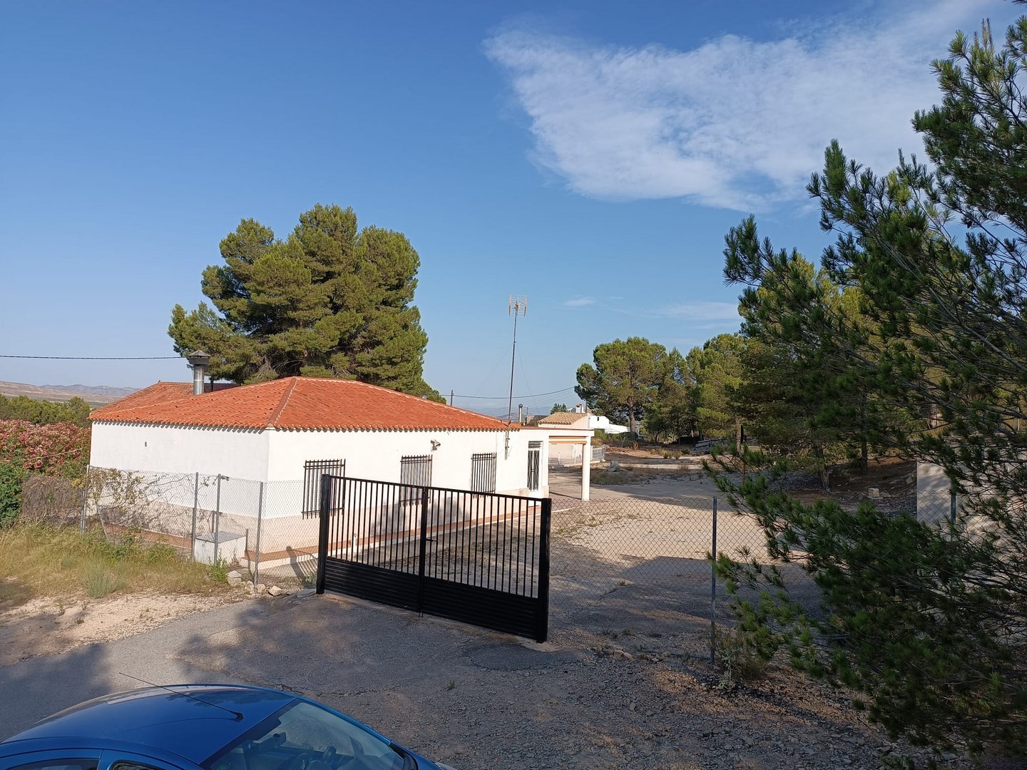 Kitchen in villa for sale in Yecla