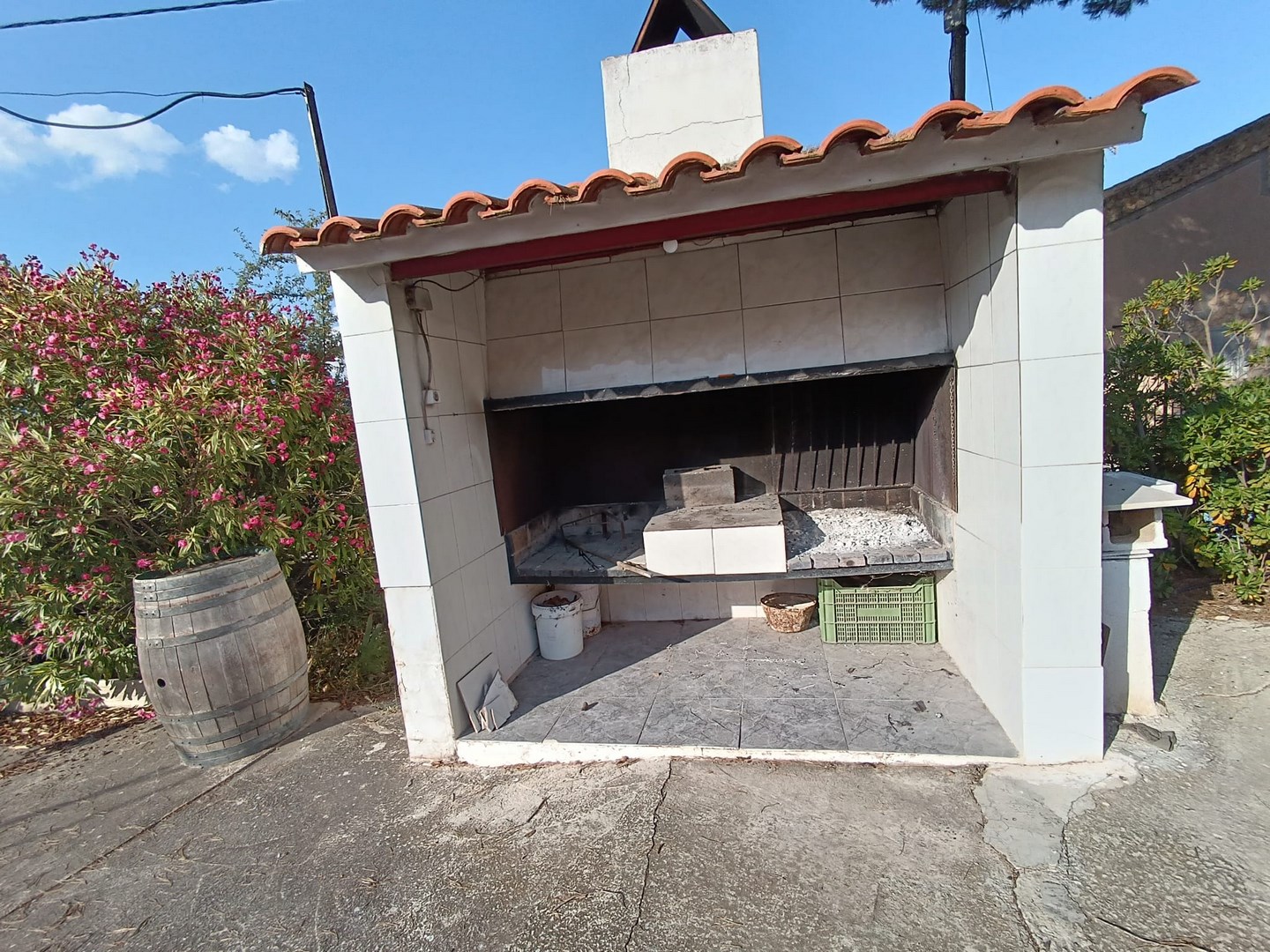Master bedroom in villa for sale in Yecla