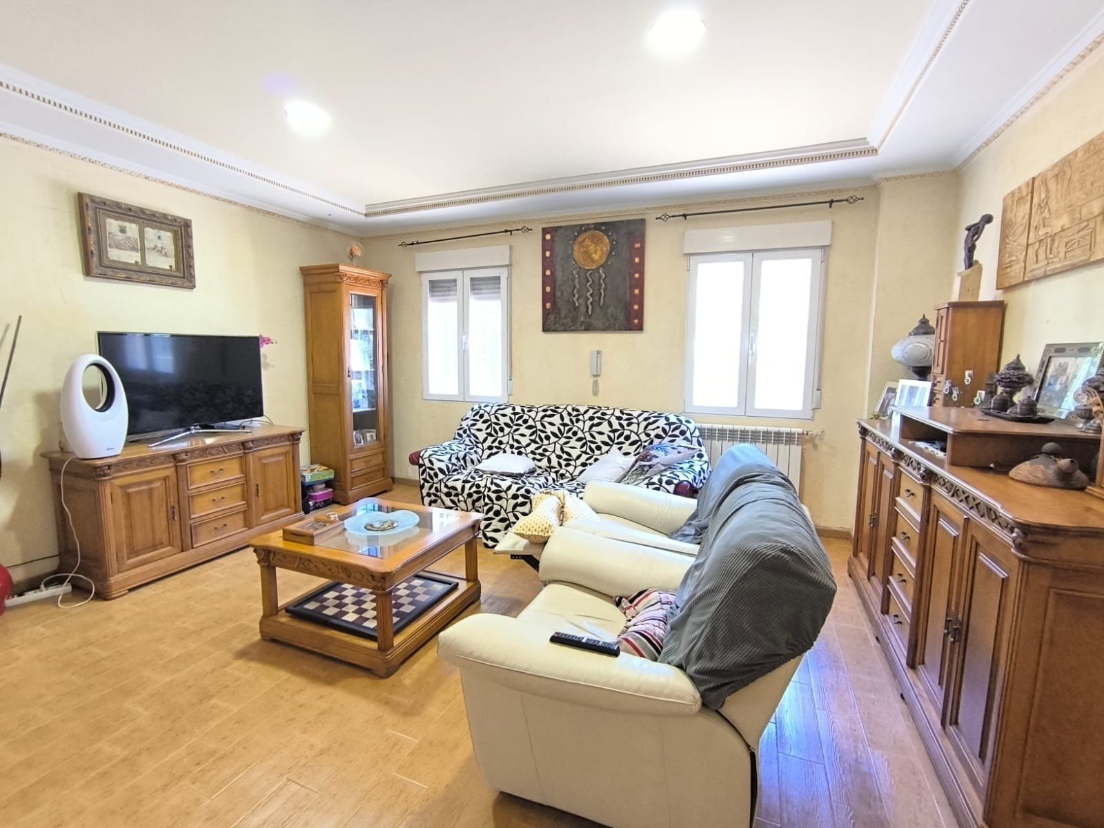Terrace in villa for sale in Yecla
