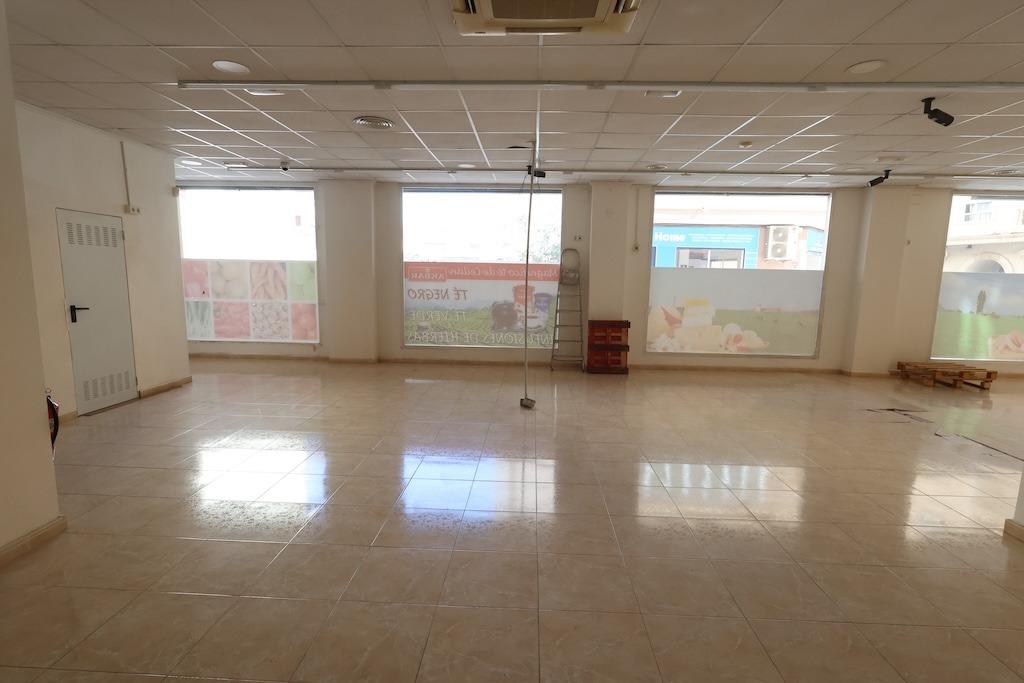 Terrace in commercial for sale in Torrevieja