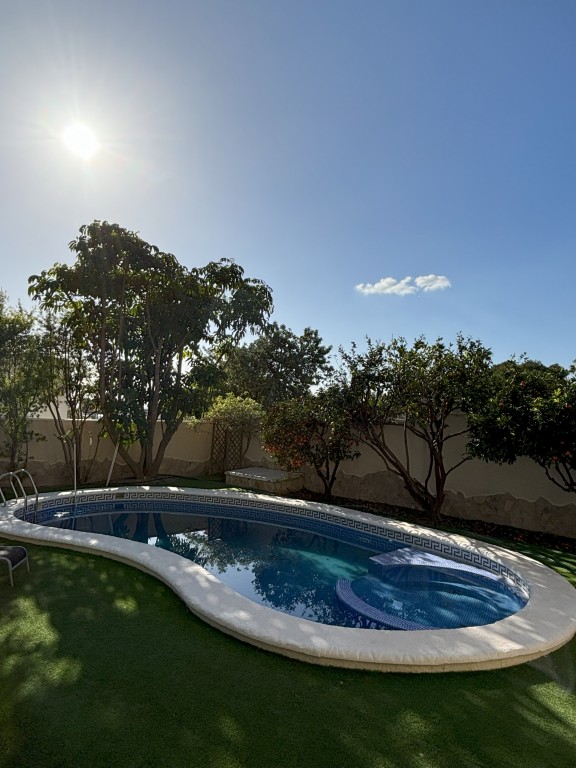 Dining area in villa for sale in Ciudad Quesada