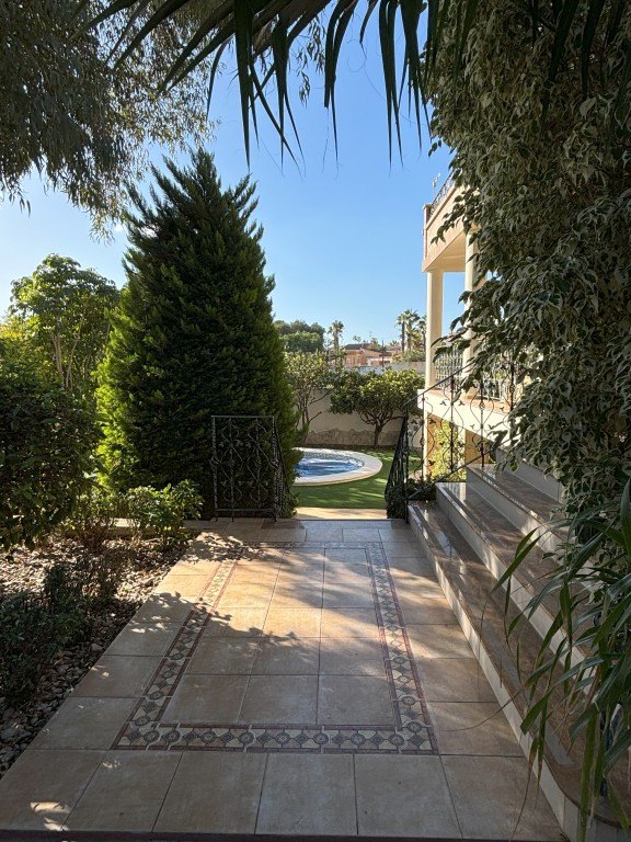 Terrace in villa for sale in Ciudad Quesada