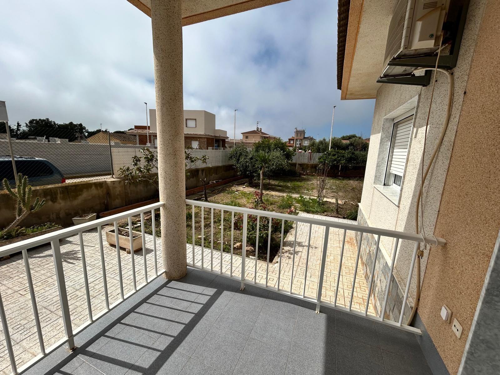 Kitchen in villa for sale in Los Alcazares