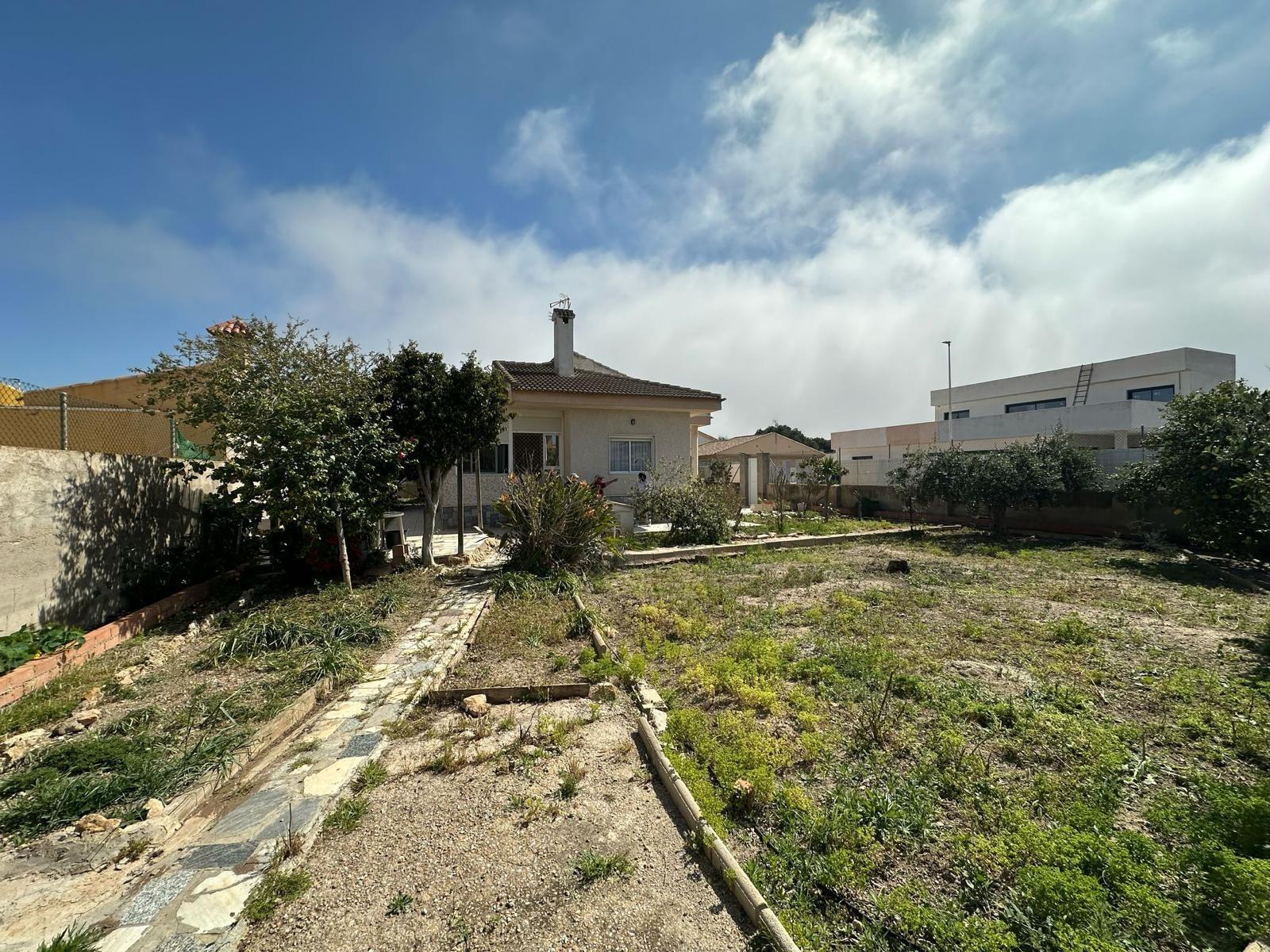 Kitchen in villa for sale in Los Alcazares
