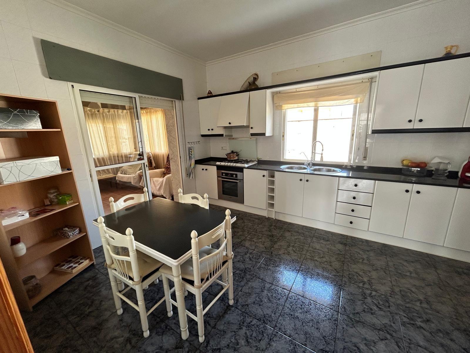 Terrace in villa for sale in Los Alcazares