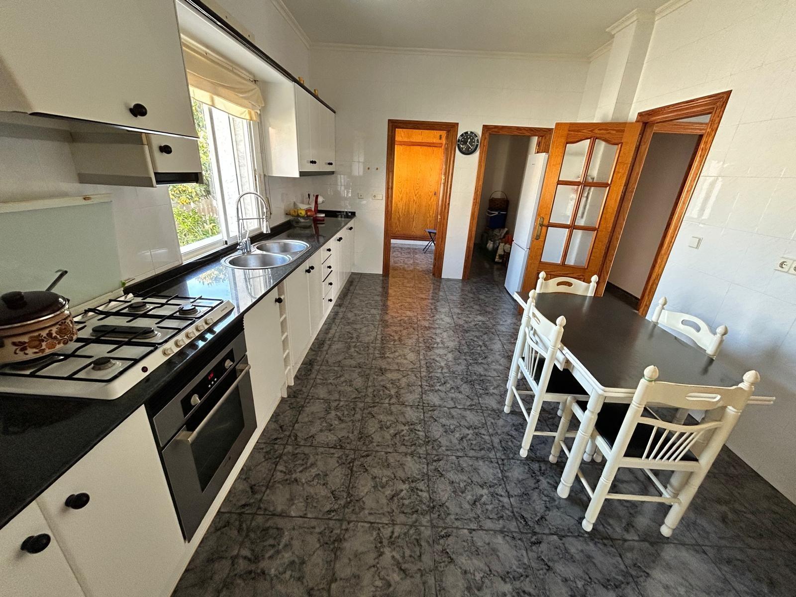 Bedroom in villa for sale in Los Alcazares