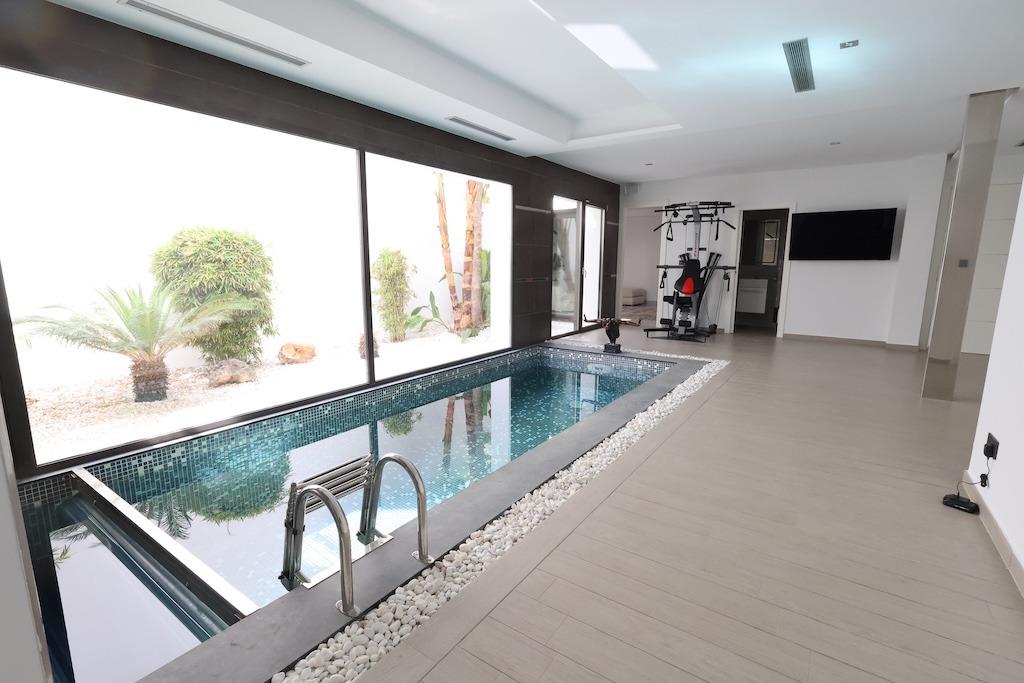 Terrace in villa for sale in Javea