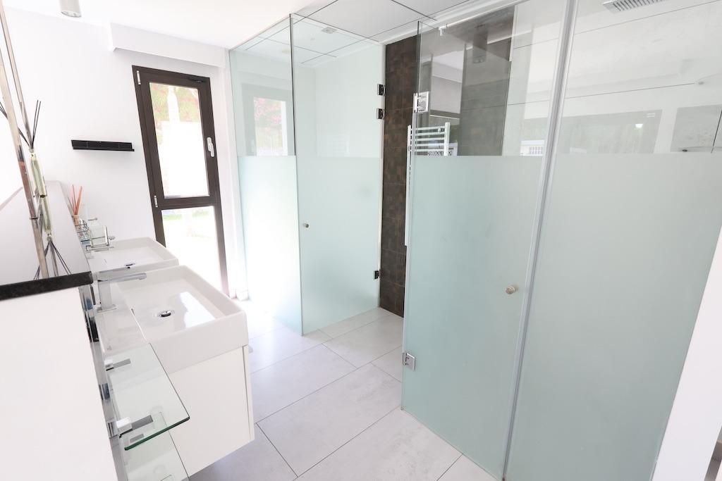 Dining area in villa for sale in Javea