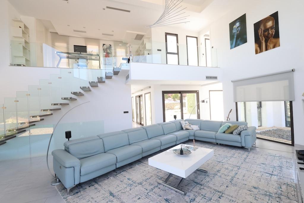 Discover the essence of modern luxury at Villa High, a stunning residence located in the exclusive M