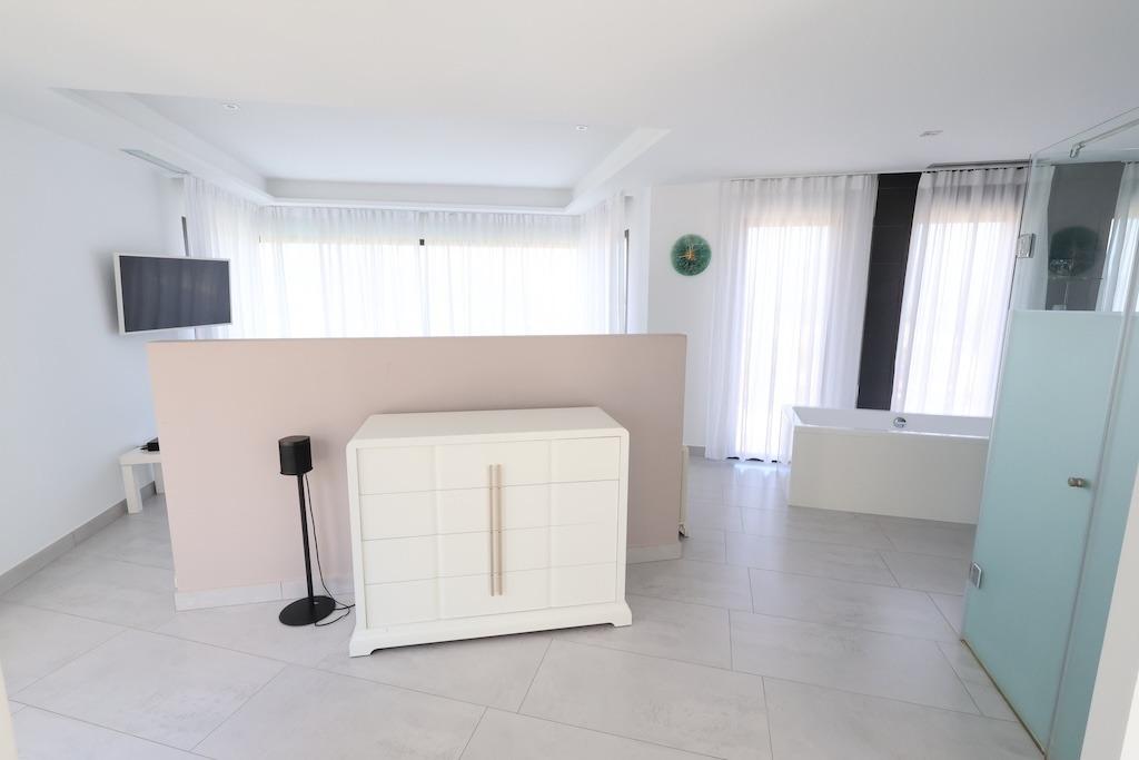 Terrace in villa for sale in Javea