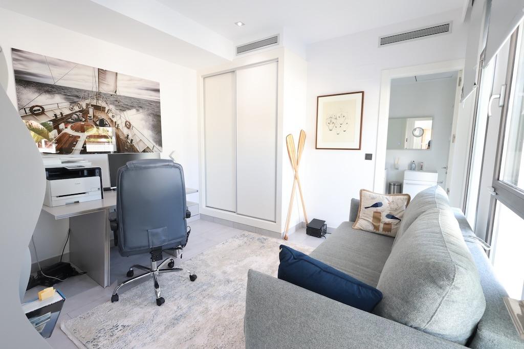 Bedroom in villa for sale in Javea