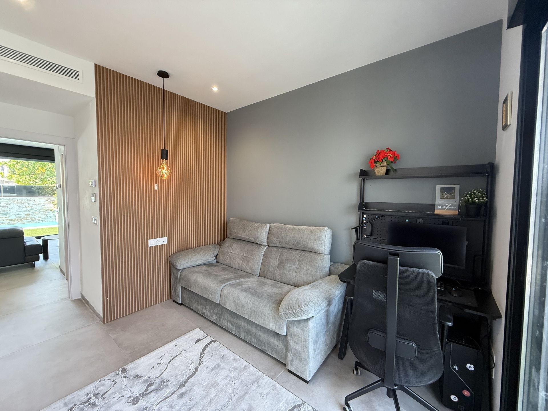 Bedroom in villa for sale in San Javier