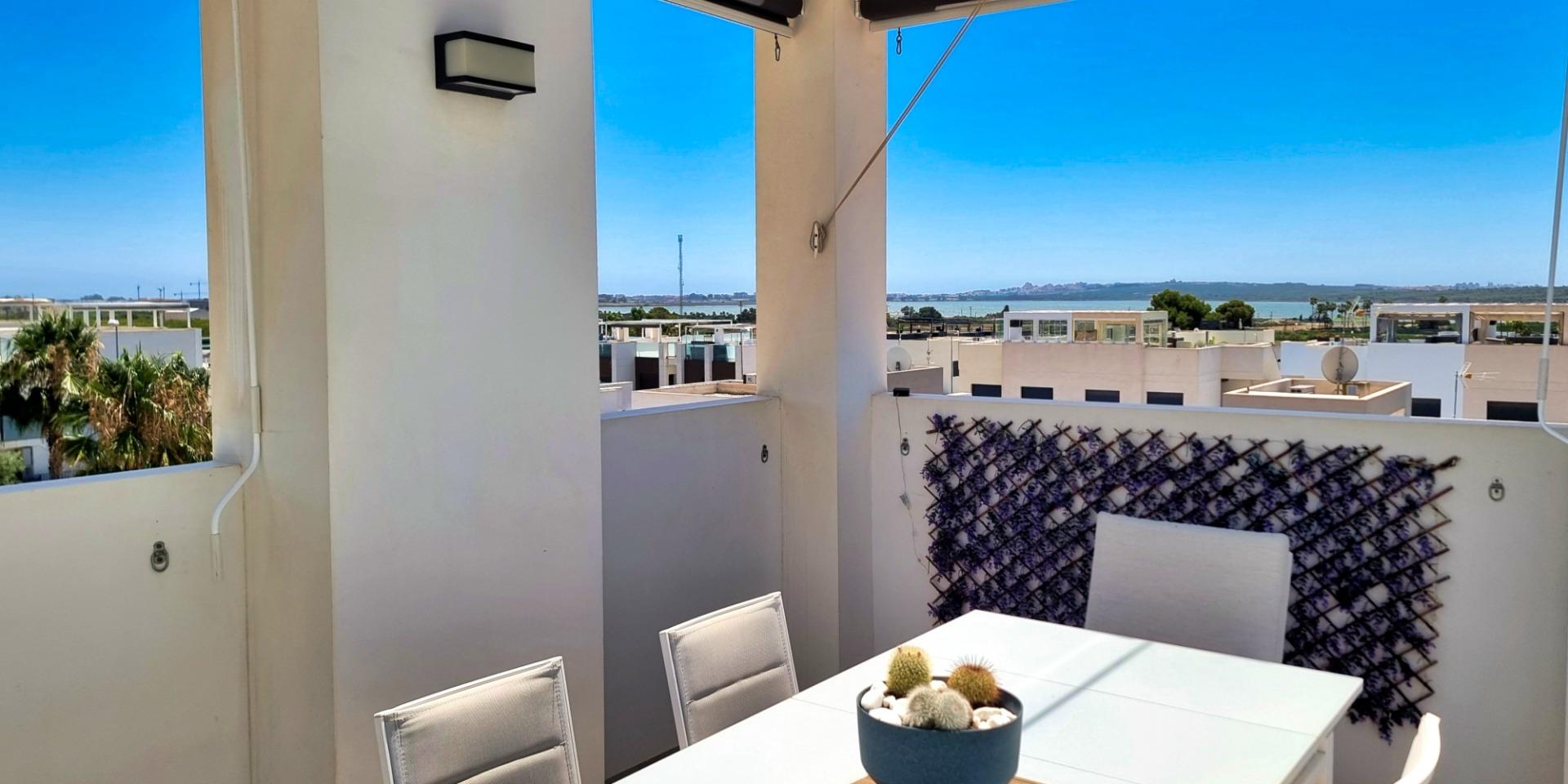 Garden in bungalow for sale in Ciudad Quesada