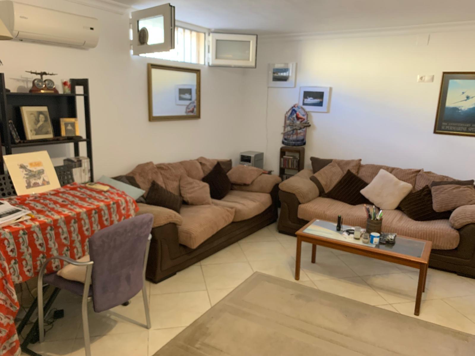 Bedroom in villa for sale in Torrevieja