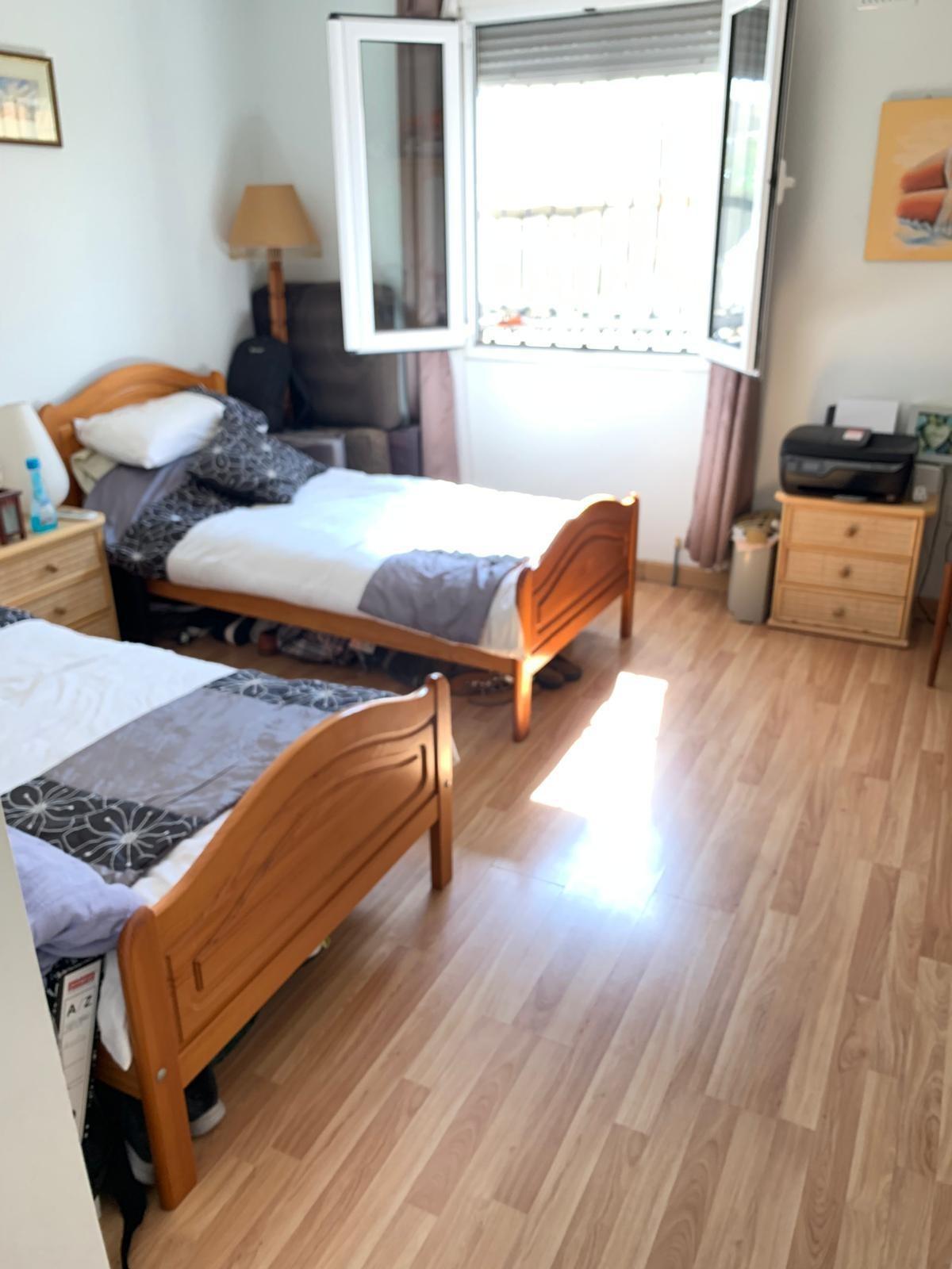 Bedroom in villa for sale in Torrevieja