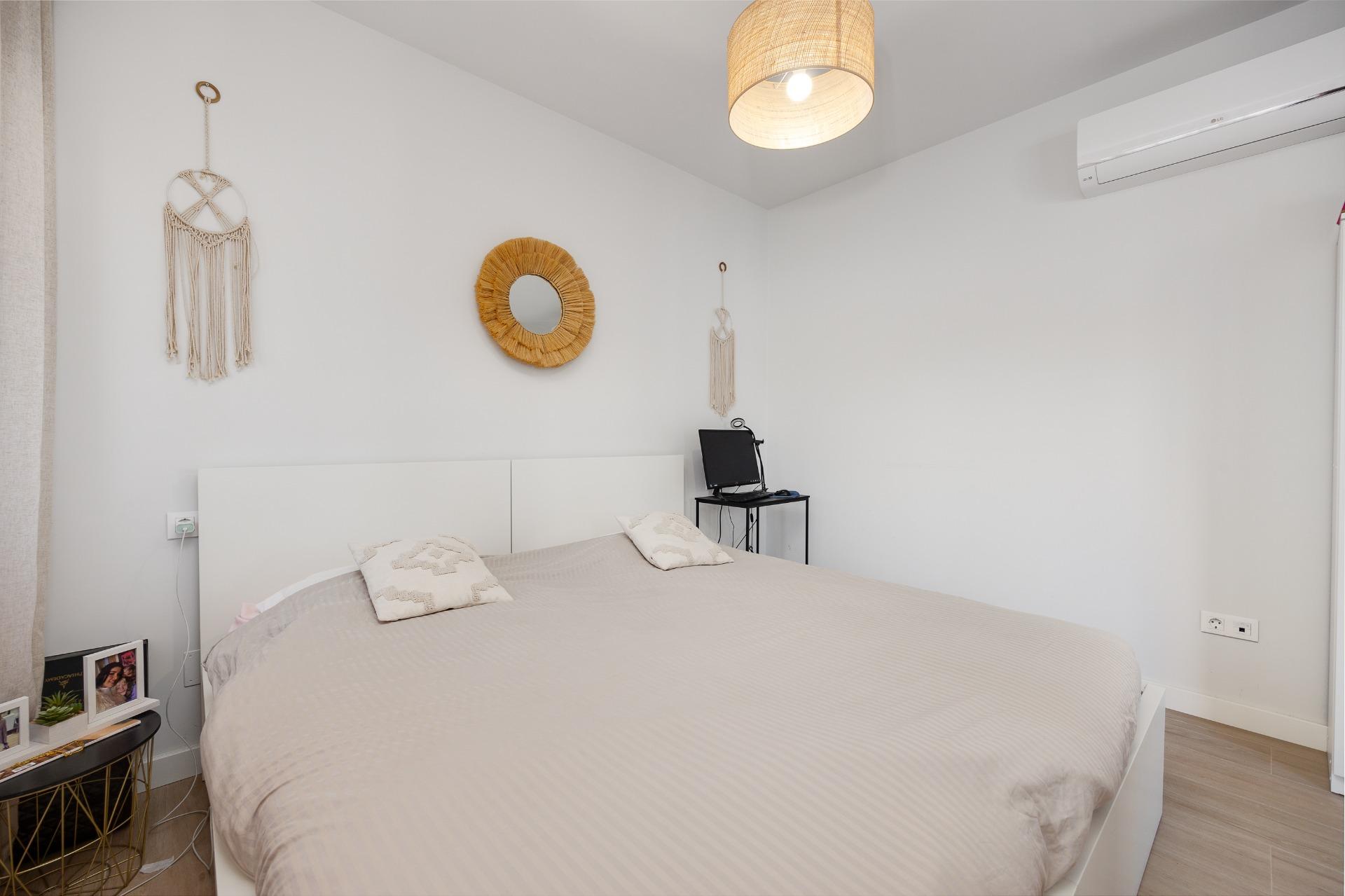 Bathroom in apartment for sale in Orihuela Costa