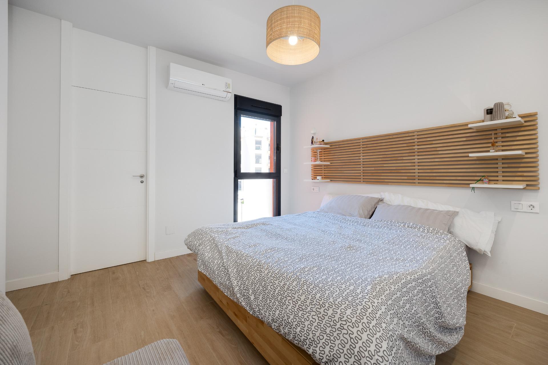Bedroom in apartment for sale in Orihuela Costa