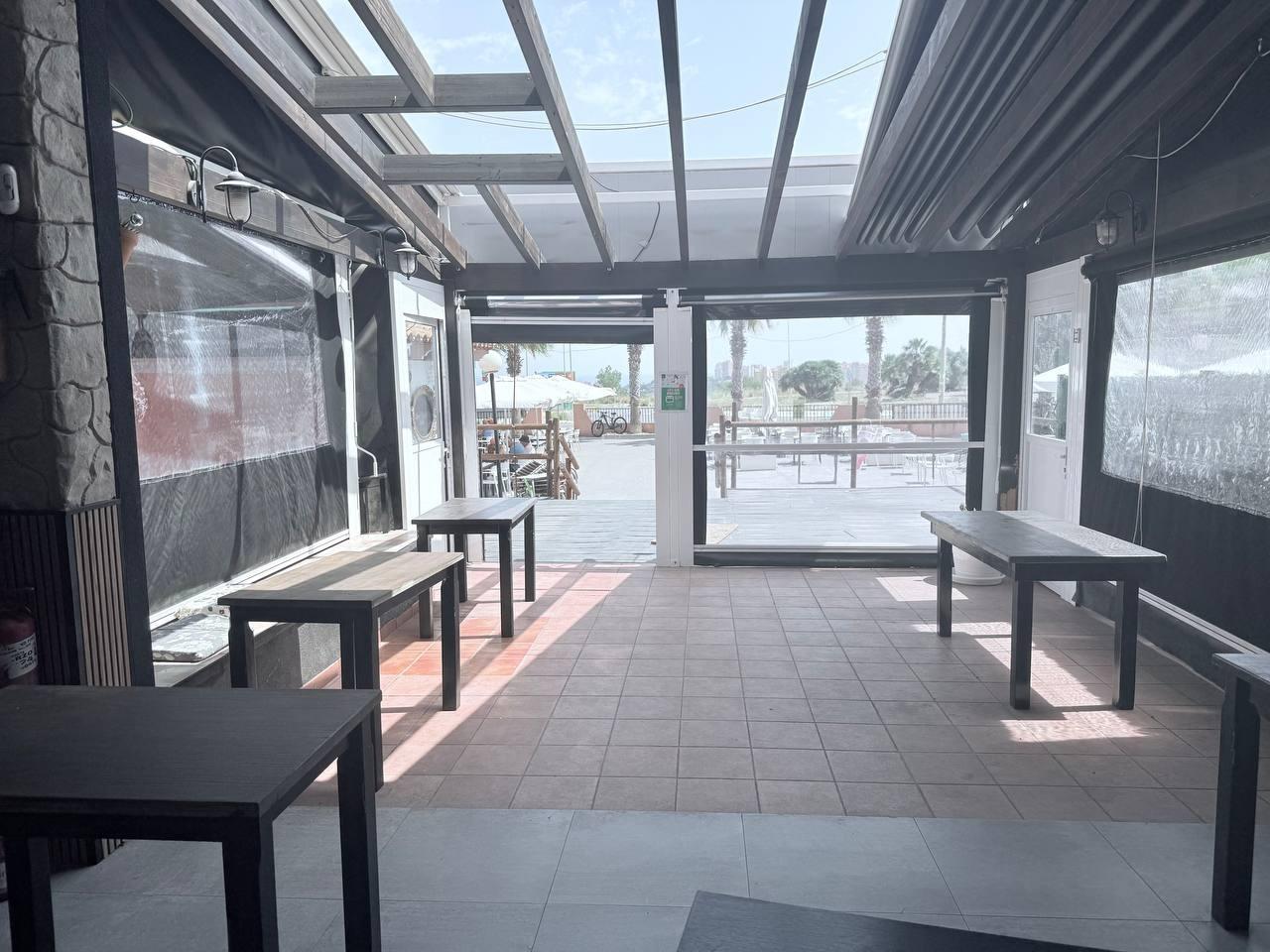 Kitchen in commercial for sale in Orihuela Costa
