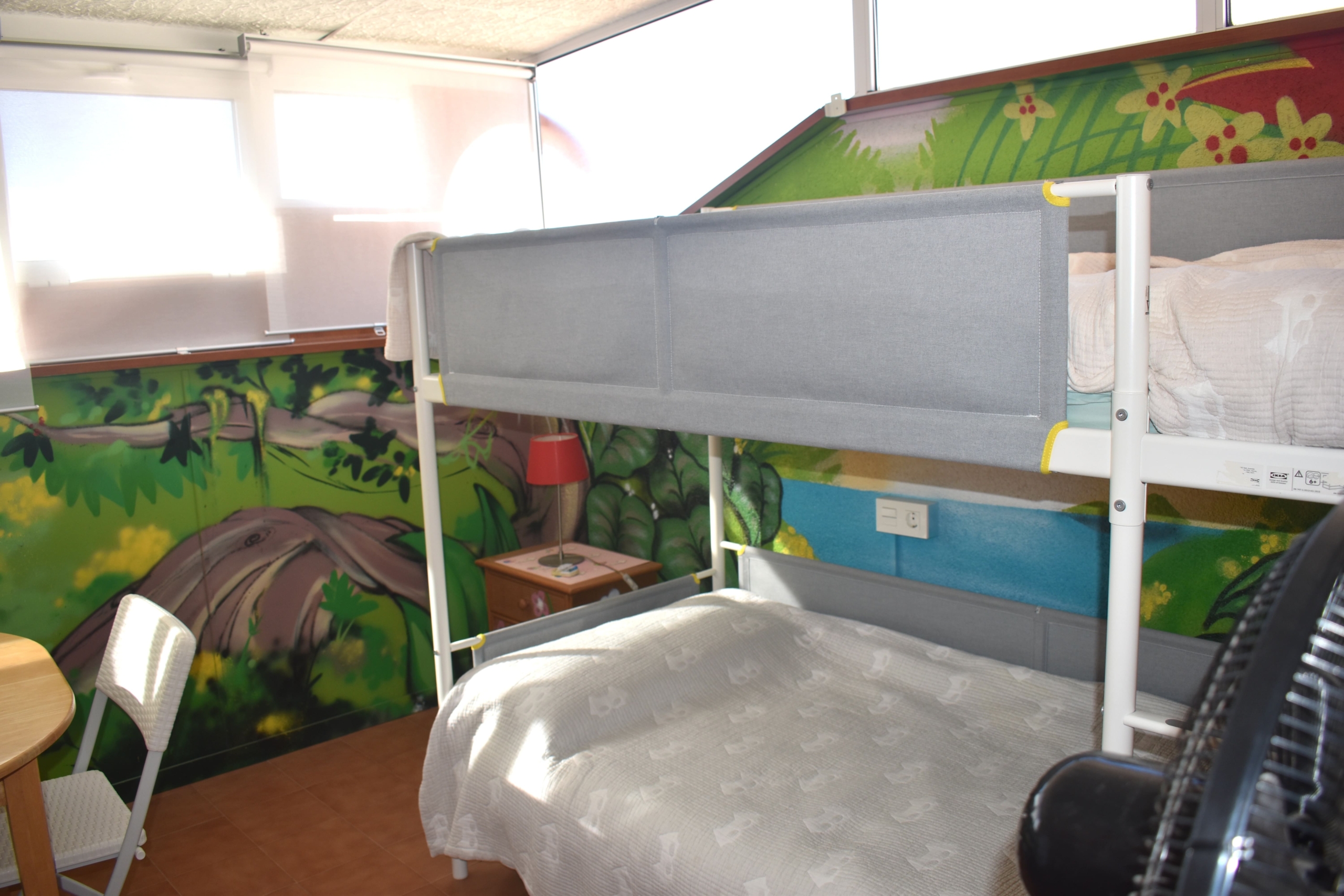 Master bedroom in villa for sale in San Fulgencio