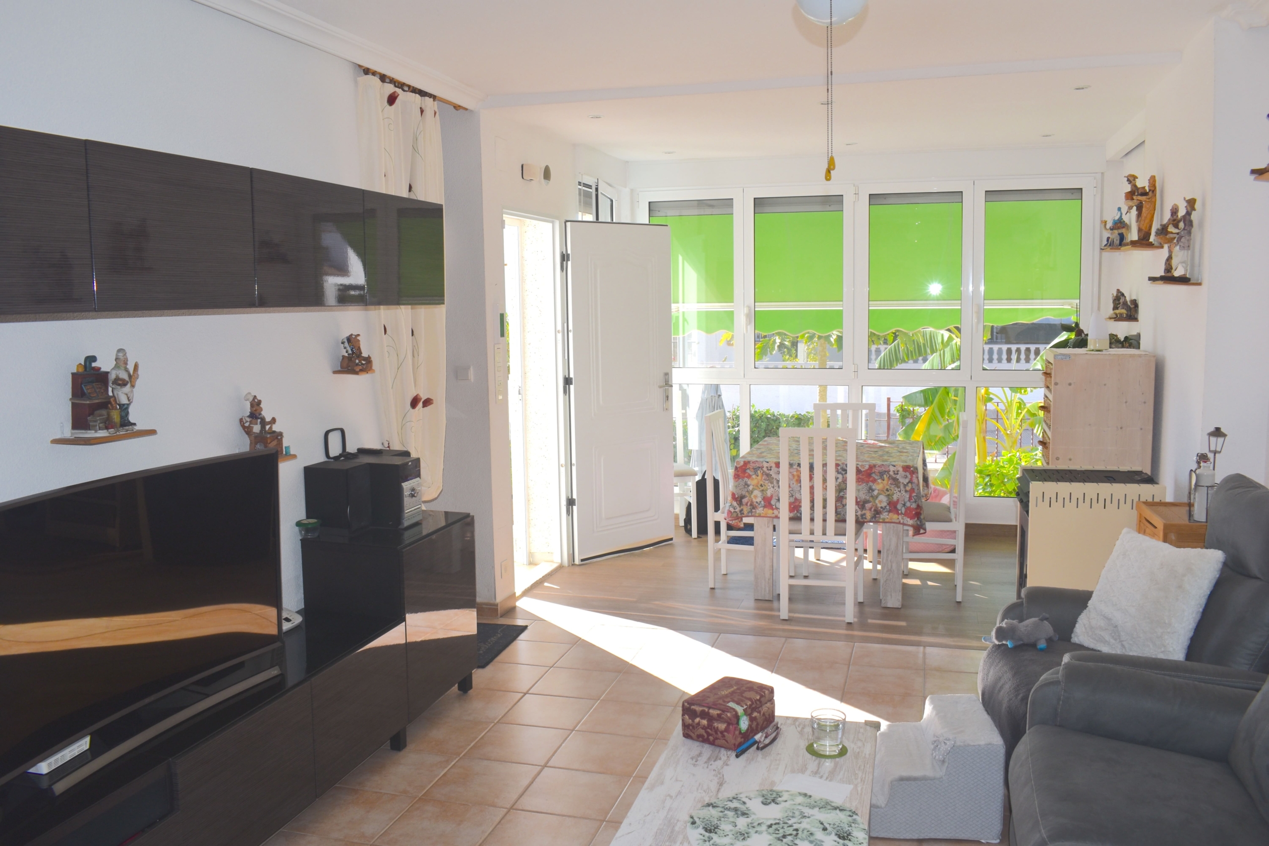 Bedrooms: 4, Bathrooms: 2, Villa in San Fulgencio, Alicante, Spain