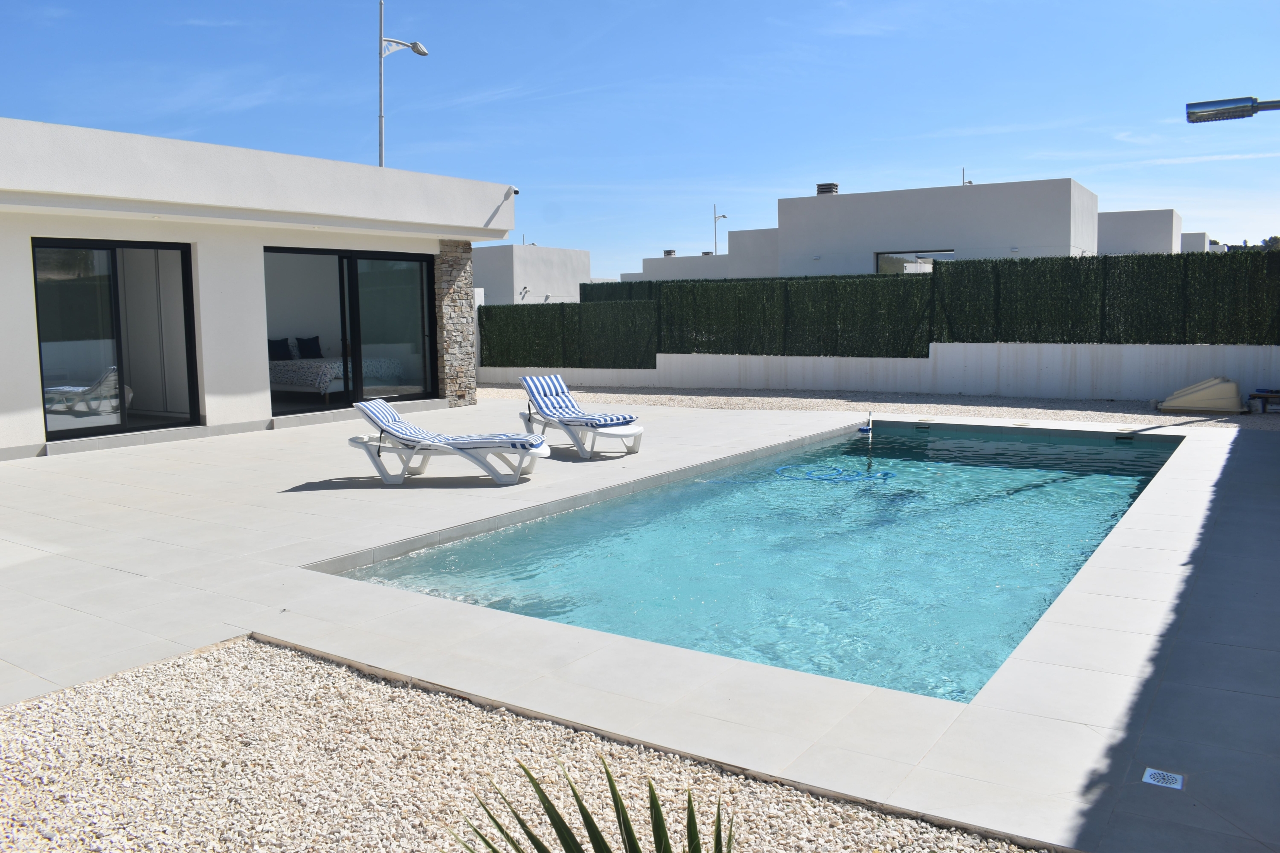 Pool area in villa for sale in Calasparra