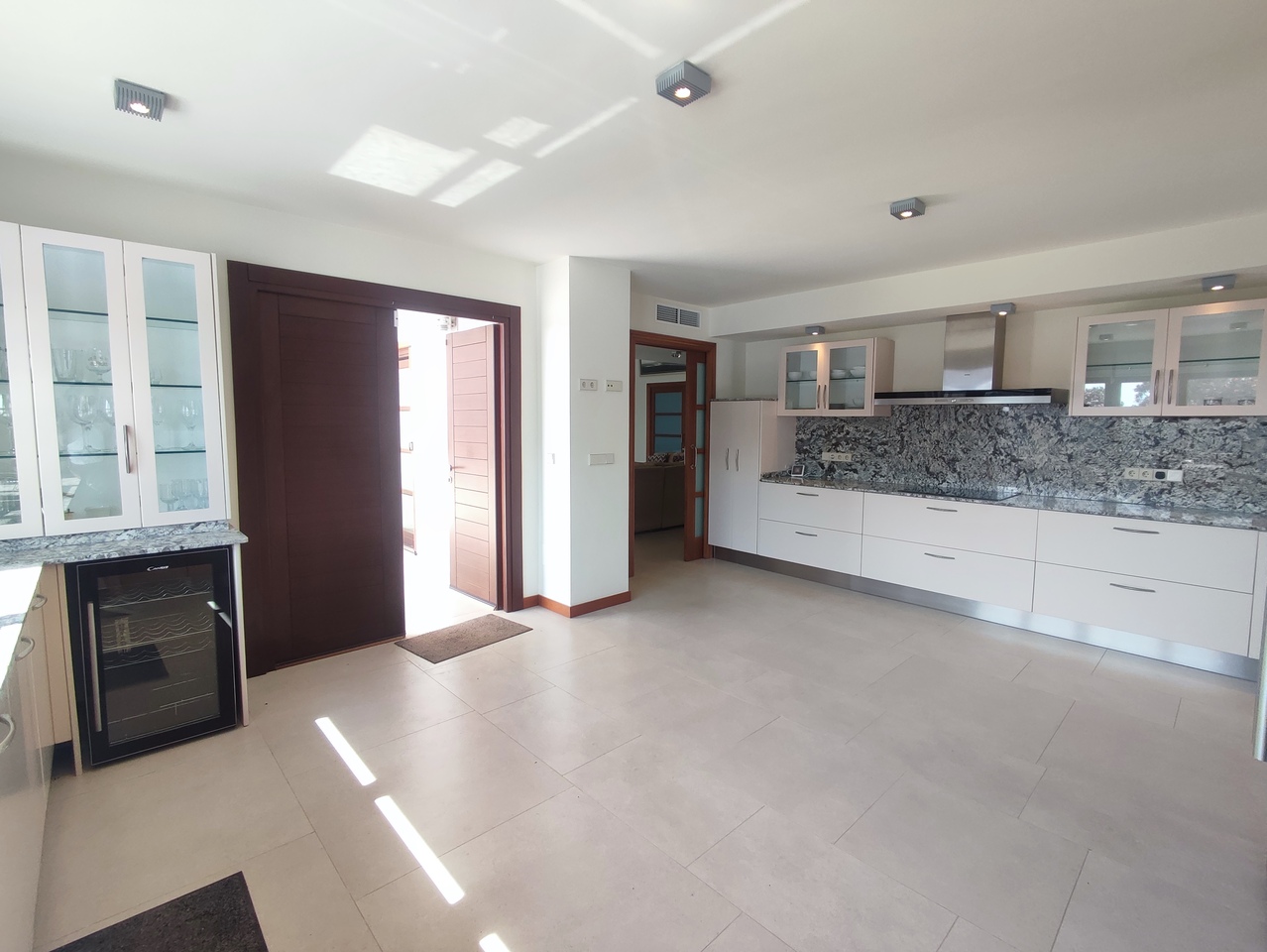 Bathroom in villa for sale in Peraleja Golf