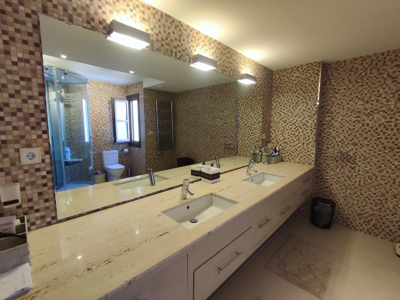 Living room in villa for sale in Peraleja Golf