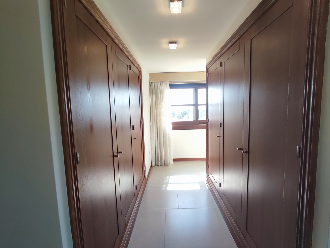 Terrace in villa for sale in Peraleja Golf