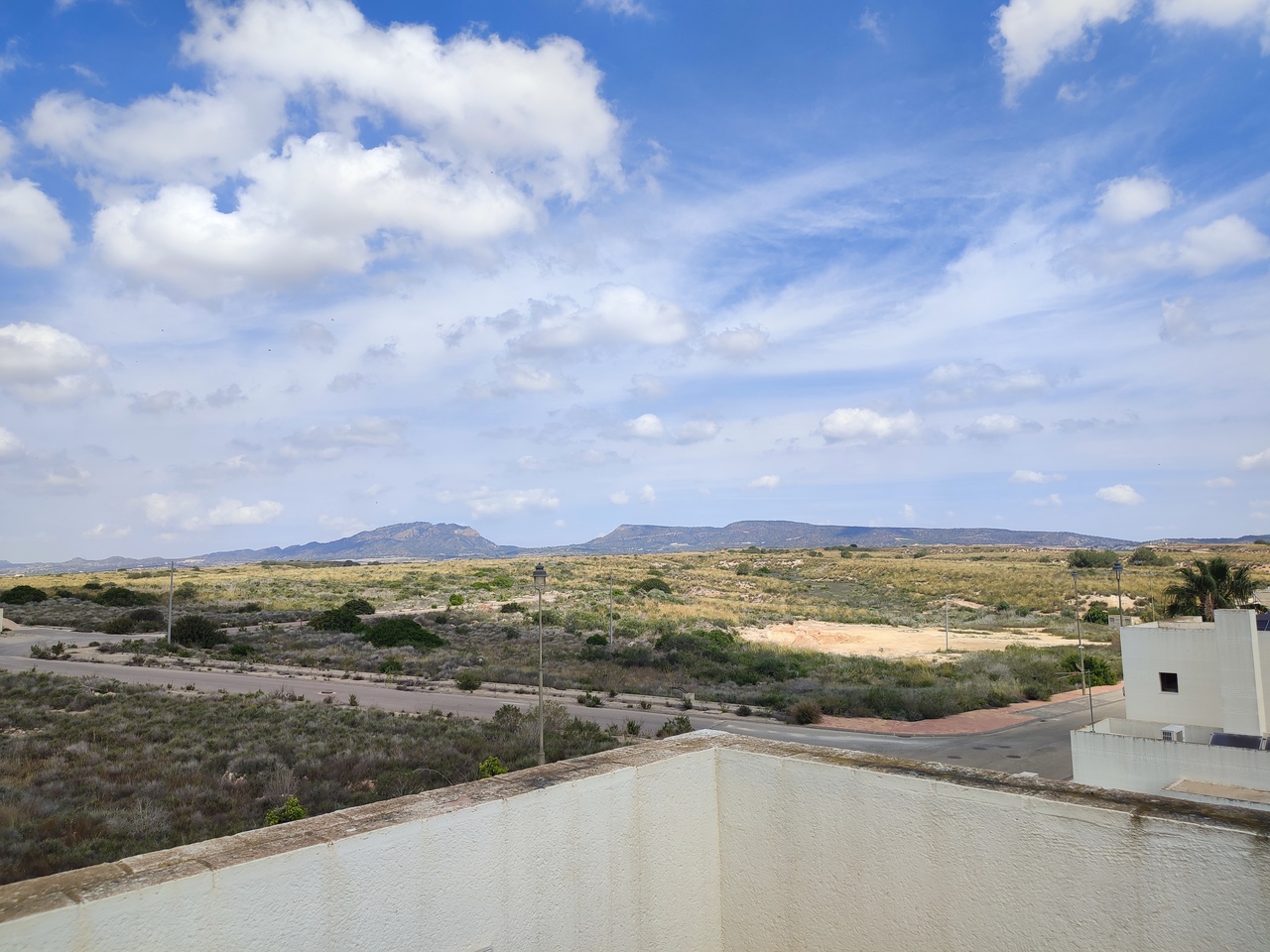 Dining area in villa for sale in Peraleja Golf