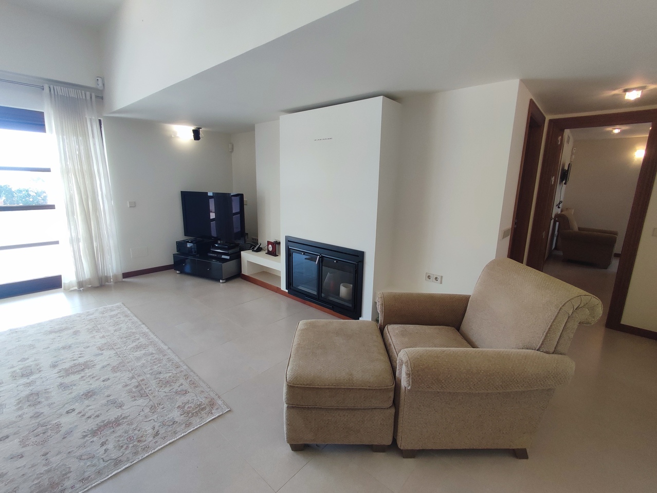 Bedroom in villa for sale in Peraleja Golf