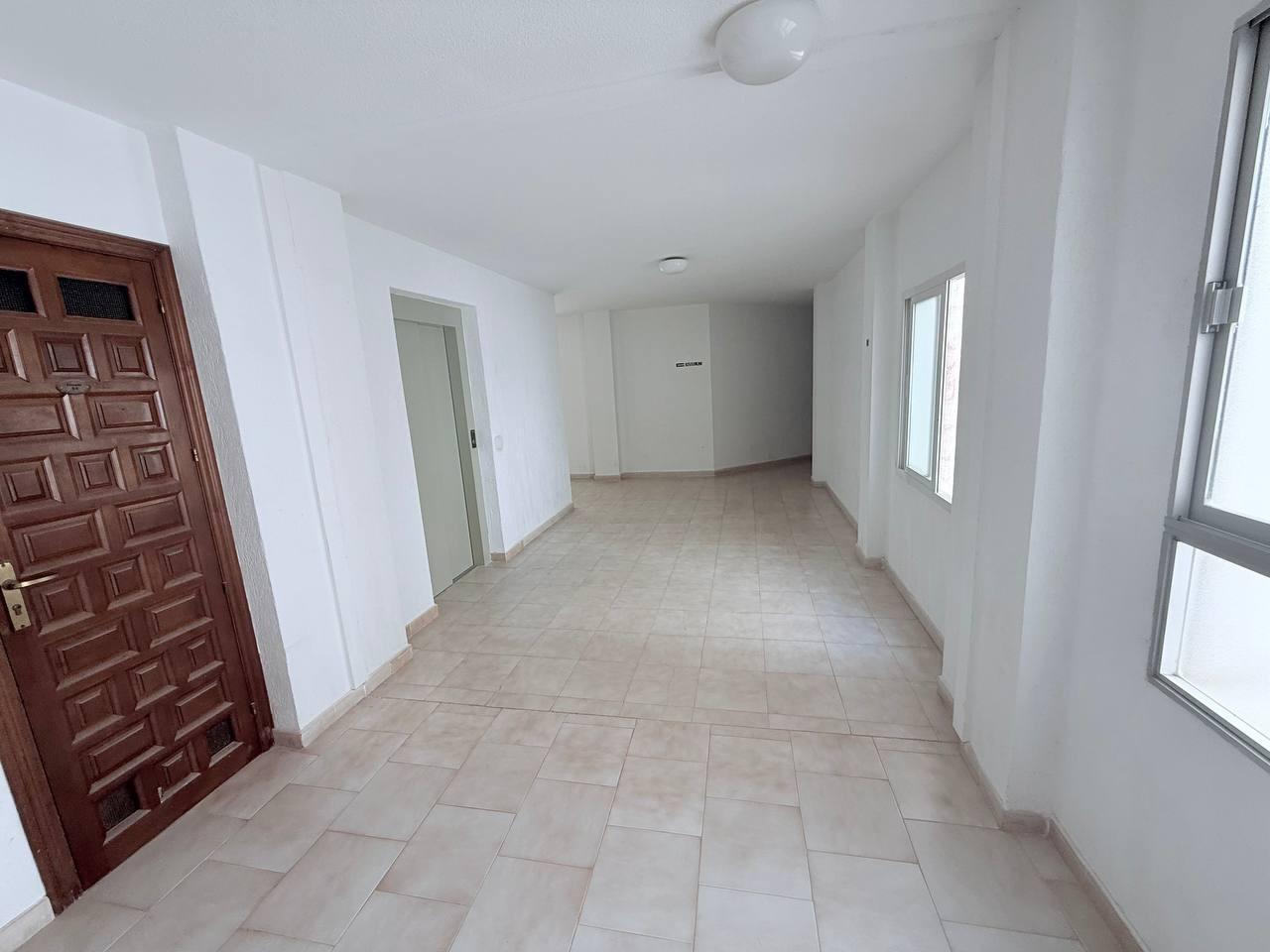 Master bedroom in apartment for sale in Torrevieja