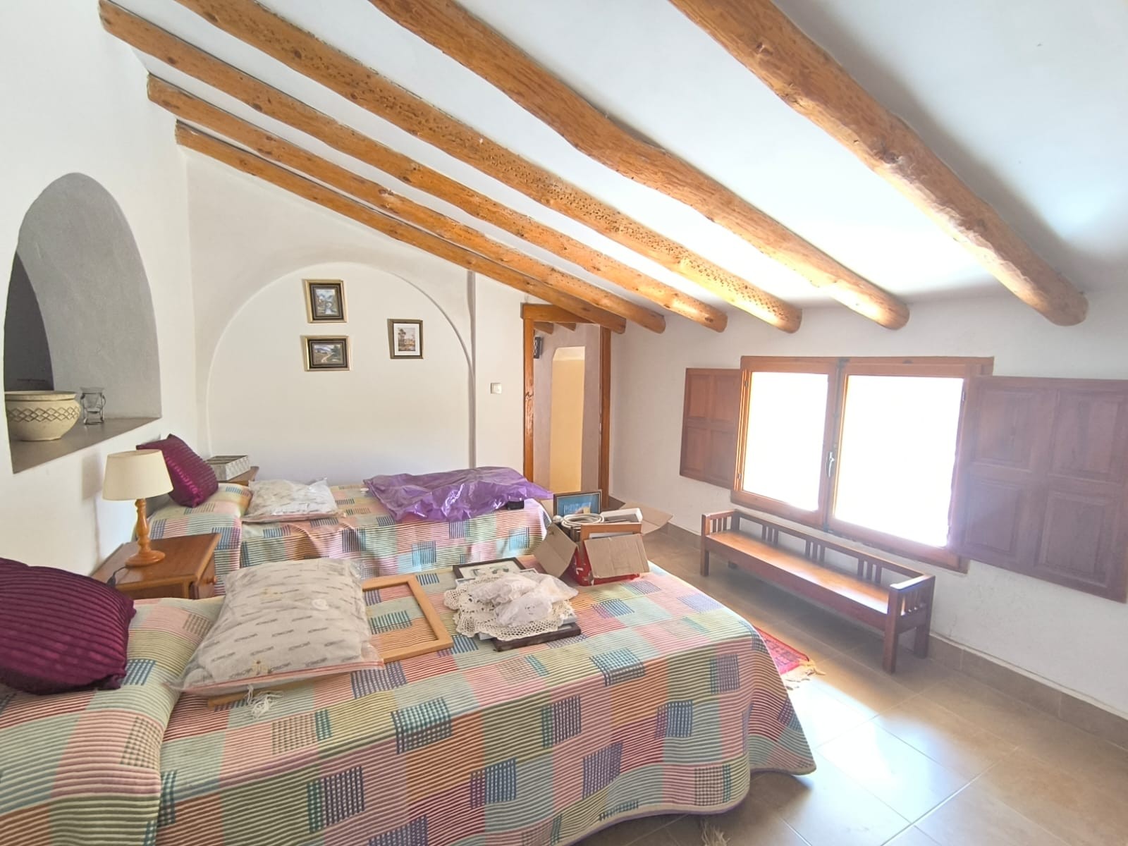 Bedroom in villa for sale in Chinorlet
