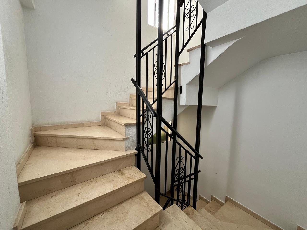 Terrace in apartment for sale in Torrevieja