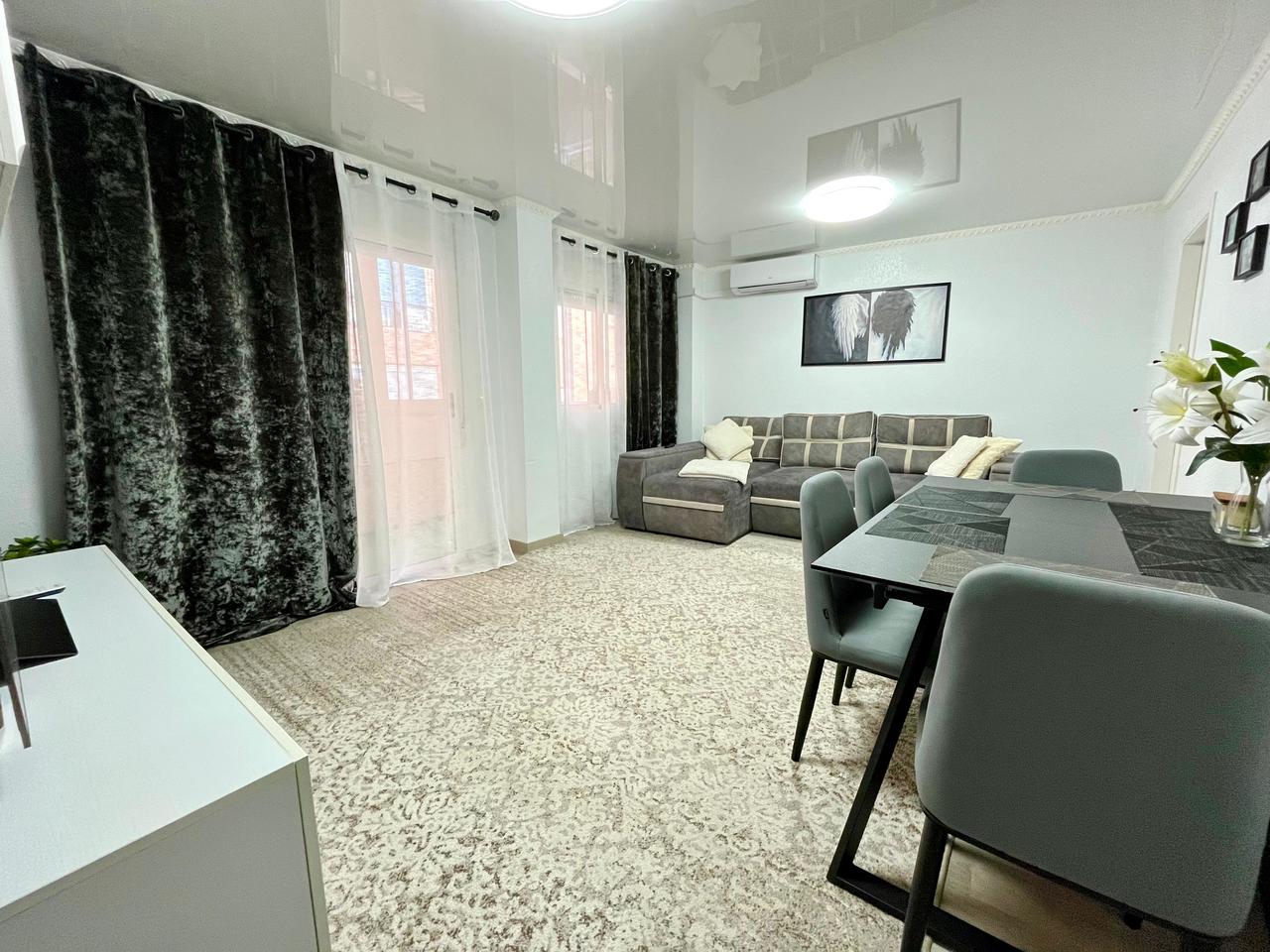 Pool area in apartment for sale in Torrevieja