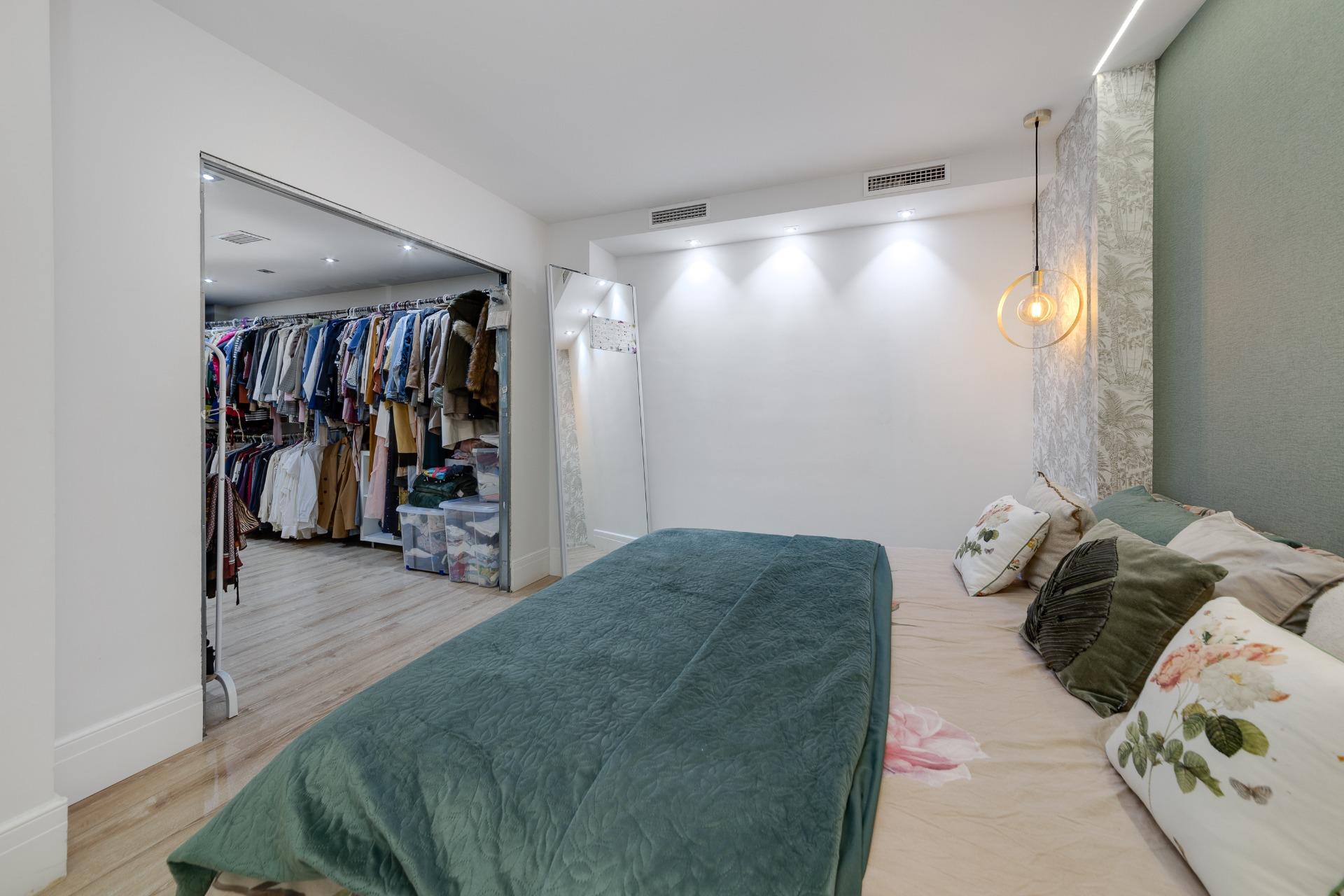 Kitchen in apartment for sale in Torrevieja