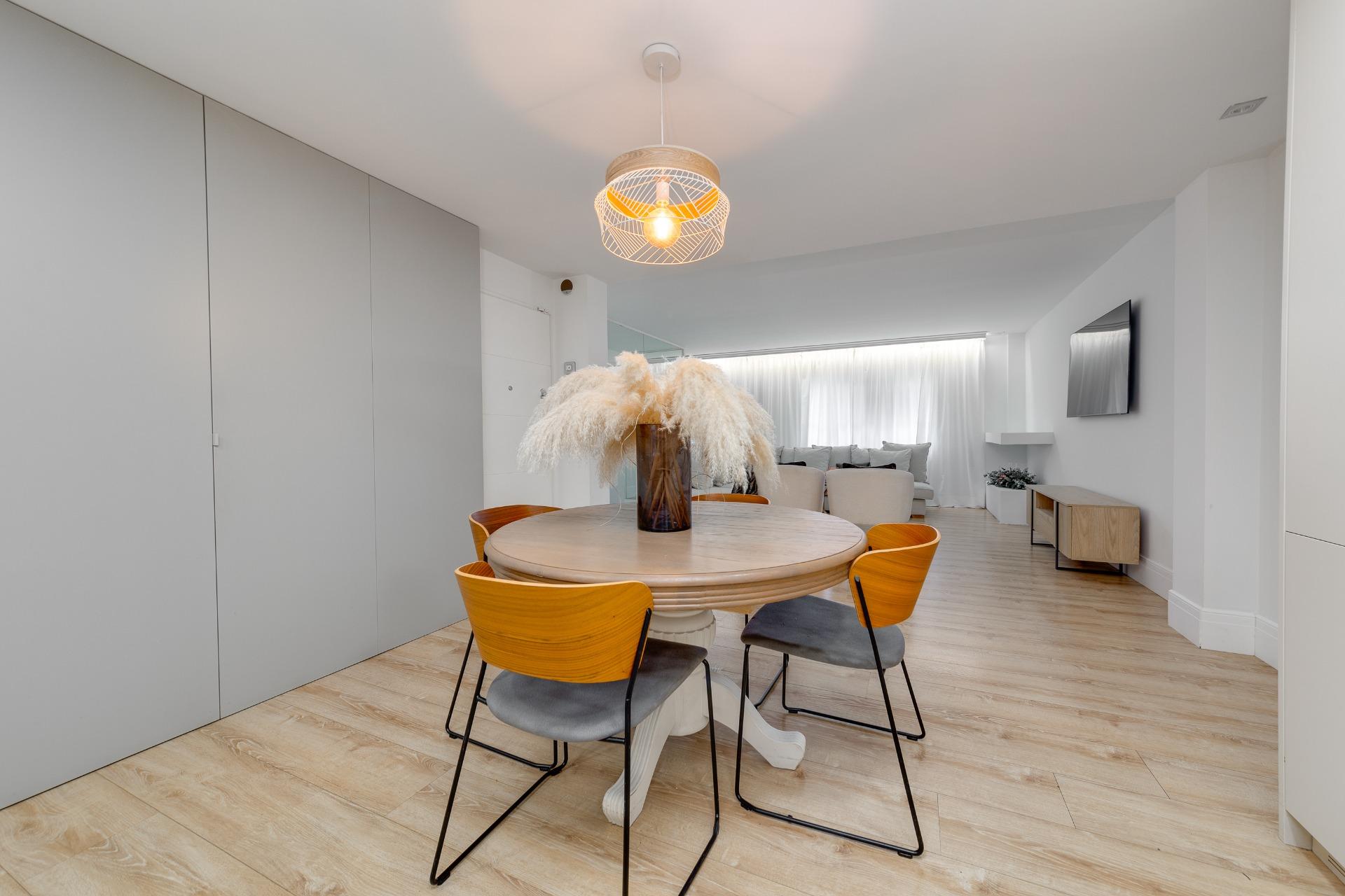 Dining area in apartment for sale in Torrevieja