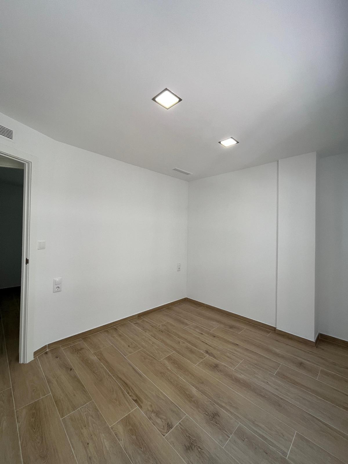 Kitchen in apartment for sale in Torrevieja